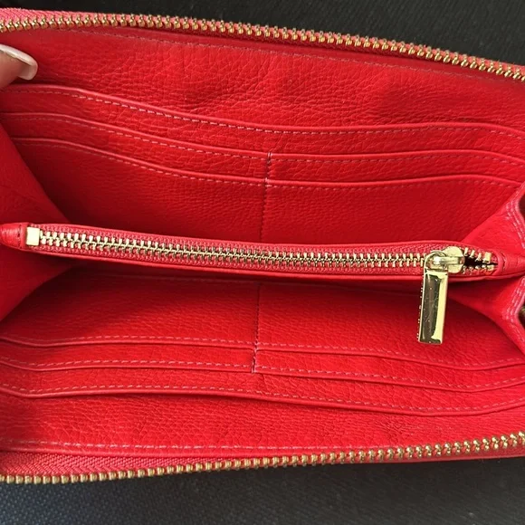 Tory Burch Red Leather Continental Wallet - Gold-Tone Hardware - Picture 4 of 7